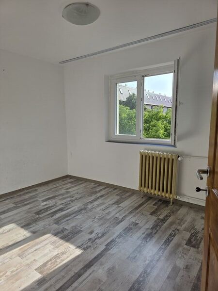 Brancoveanu, stradal, vedere spate,
